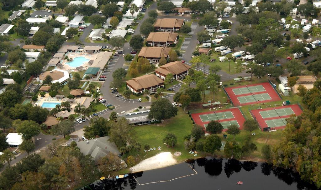 Cypress Cove Nudist Resort Poinciana Eksteriør billede